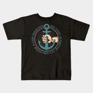 Vintage coat of arms with hand and anchor Kids T-Shirt